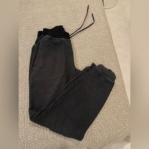 Lululemon at ease joggers size small 29”
